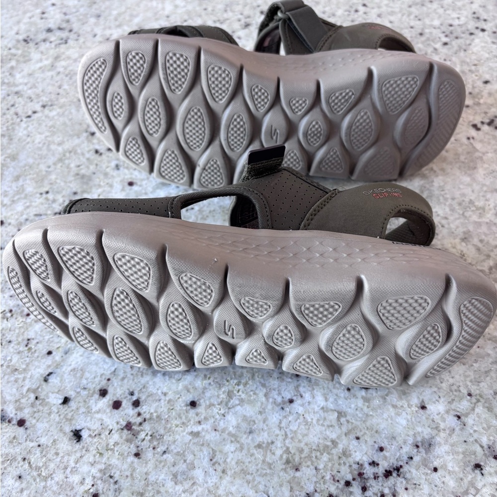 Skechers Slip-Ins Men Sandals - Picture 7 of 7
